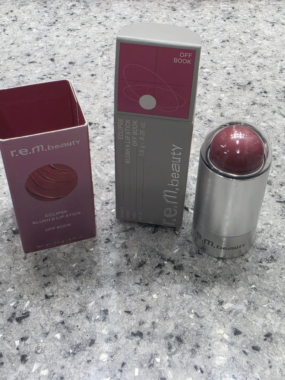R.E.M Blush & Lip Stick - OFF Book
